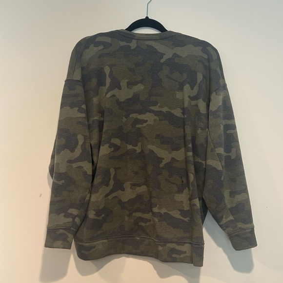 Express Camo Sweatshirt - Picture 5 of 7